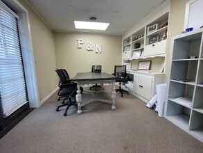 1775 Lelia Dr, Jackson, MS for lease Interior Photo- Image 1 of 4