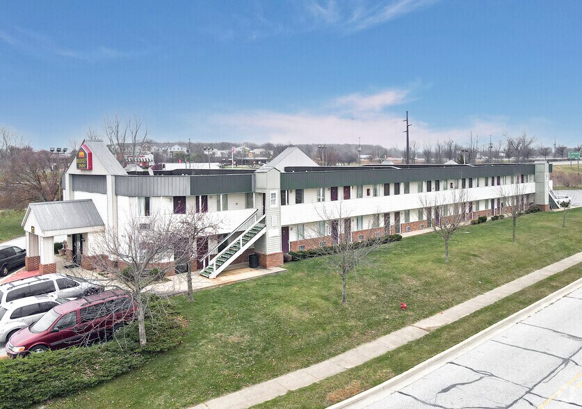 6023 Gateway Dr, Plainfield, IN for sale - Primary Photo - Image 1 of 1