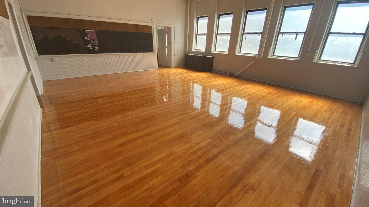 View Photo