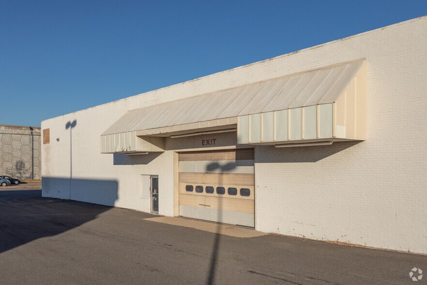 6660 Springfield Mall, Springfield, VA for sale - Building Photo - Image 3 of 4