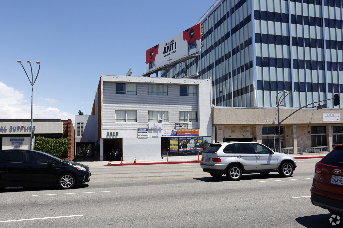 6850 Van Nuys Blvd, Van Nuys, CA 91405