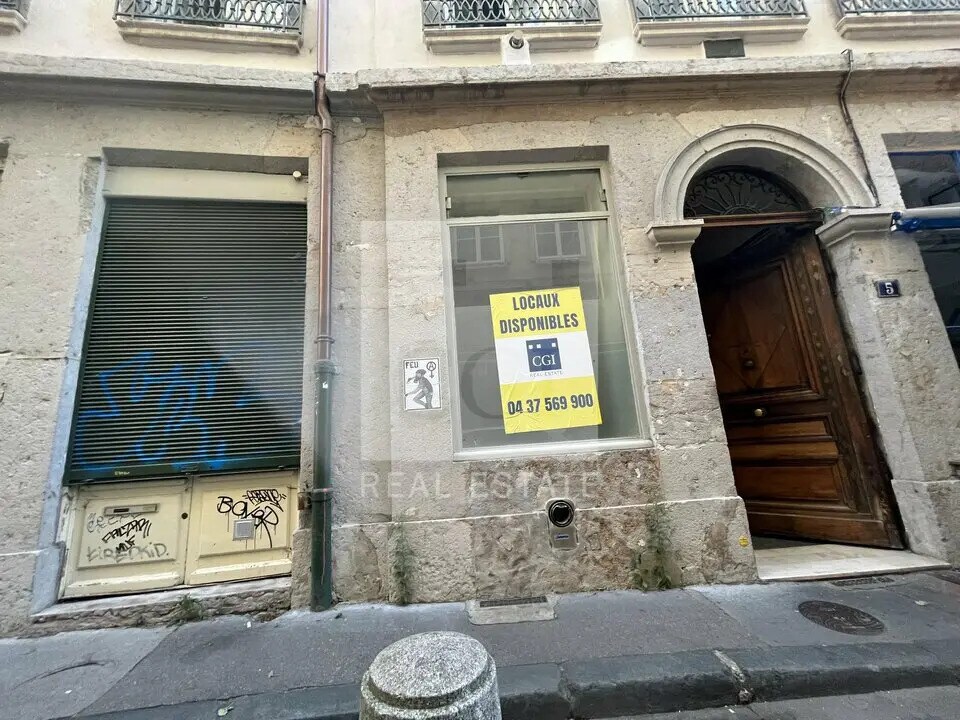 Office in Lyon for lease Building Photo- Image 1 of 10