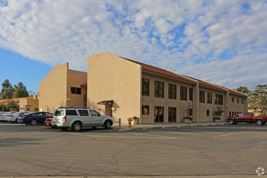 15525 Pomerado Rd, Poway, CA 92064