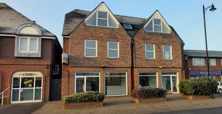 More details for 39 Guildford Rd, Lightwater - Office for Lease