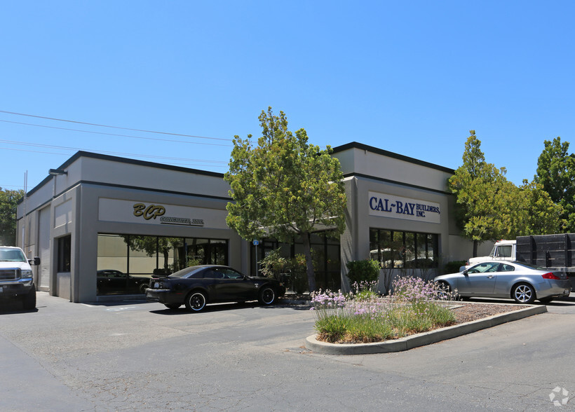 1069 Serpentine Ln, Pleasanton, CA for lease - Building Photo - Image 1 of 4