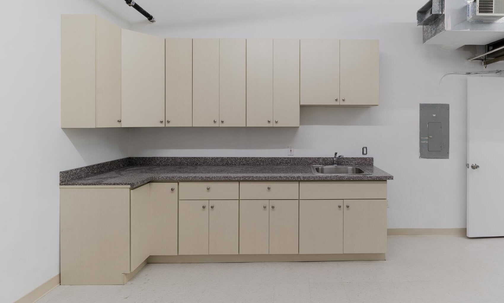 128-132 10th St, San Francisco, CA for lease Building Photo- Image 1 of 4