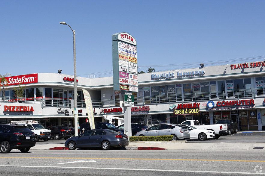 19307-19327 Ventura Blvd, Tarzana, CA for lease - Building Photo - Image 3 of 16