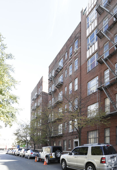 1908 Belmont Ave, Bronx, NY for sale - Building Photo - Image 3 of 4