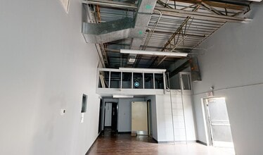 101-217 Banks Rd, Fayetteville, GA for lease Interior Photo- Image 2 of 6