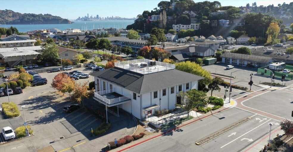 1601 Tiburon Blvd, Tiburon, CA for sale - Building Photo - Image 1 of 1
