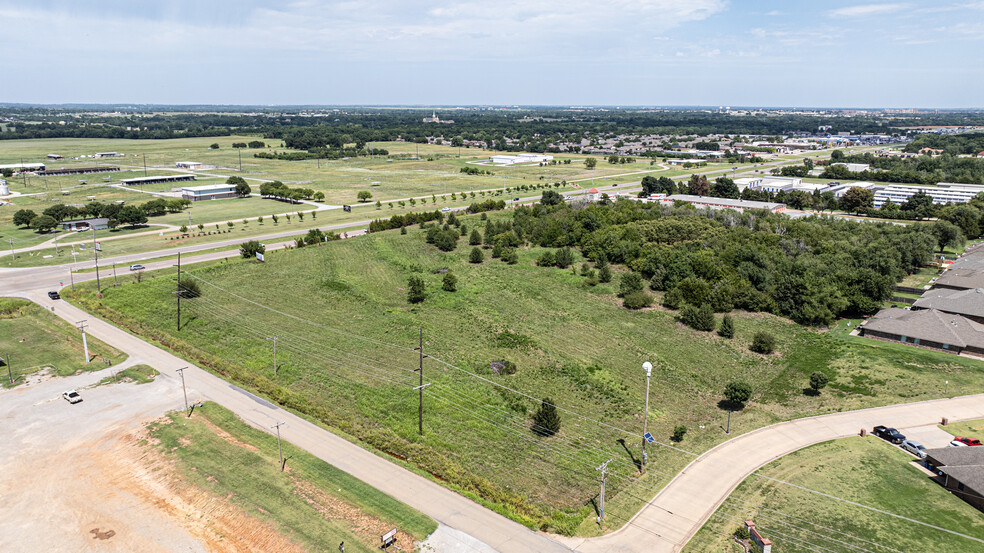 616 S Range Rd, Stillwater, OK for sale - Aerial - Image 1 of 4