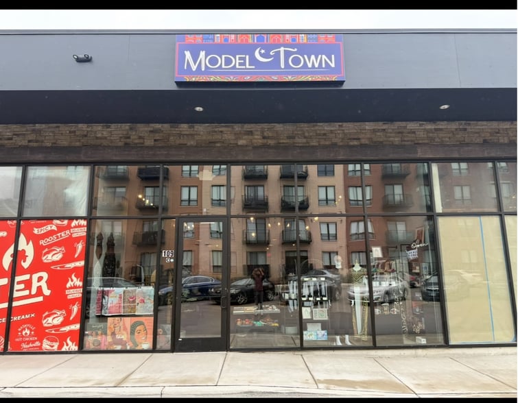 109 S Main St, Lombard, IL for lease - Building Photo - Image 2 of 9