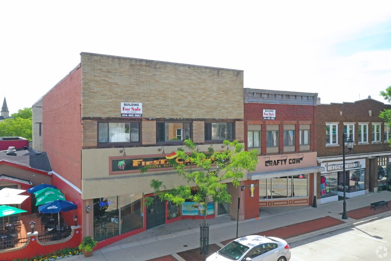 153157 E Wisconsin Ave, Oconomowoc, WI 53066