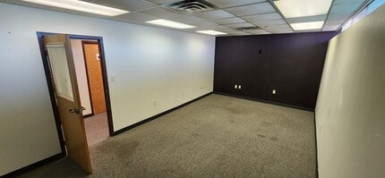 3810 N Tulsa Ave, Oklahoma City, OK for lease Interior Photo- Image 1 of 1
