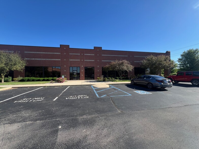 14701 Cumberland Rd, Noblesville, IN for lease - Building Photo - Image 2 of 38