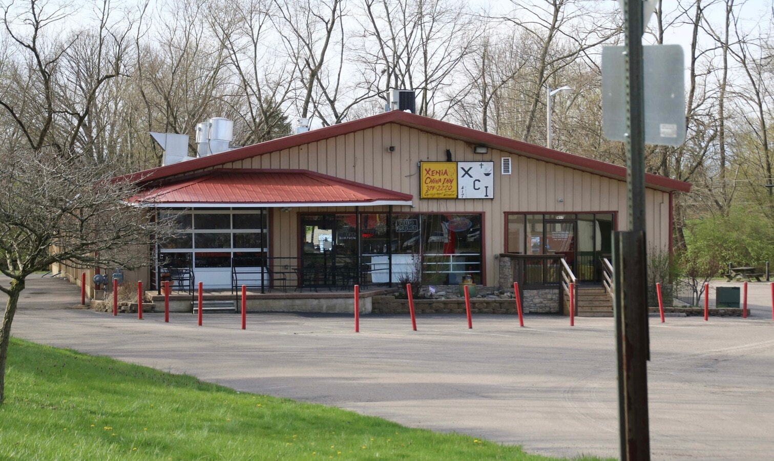 417 W 2nd St, Xenia, OH 45385