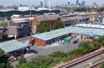 297 Ilderton Rd, London, LND - AERIAL map view