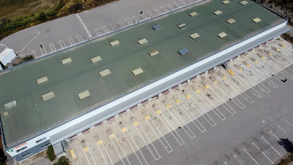 Industrial in Gignac-la-Nerthe for lease - Aerial - Image 3 of 9