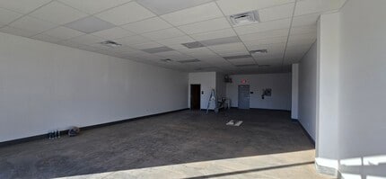 1341 SW 59th St, Oklahoma City, OK for lease Interior Photo- Image 2 of 5