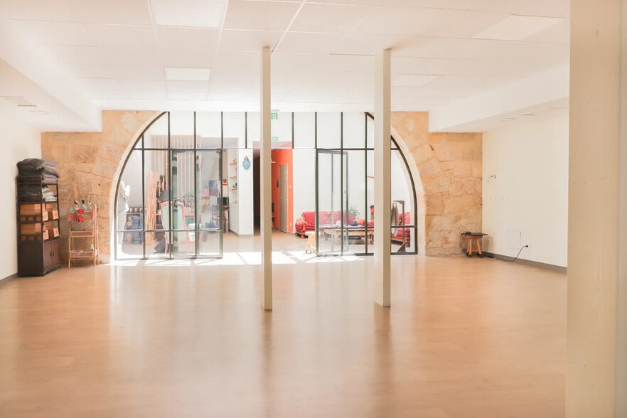 Office in Bordeaux for sale - Interior Photo - Image 3 of 8