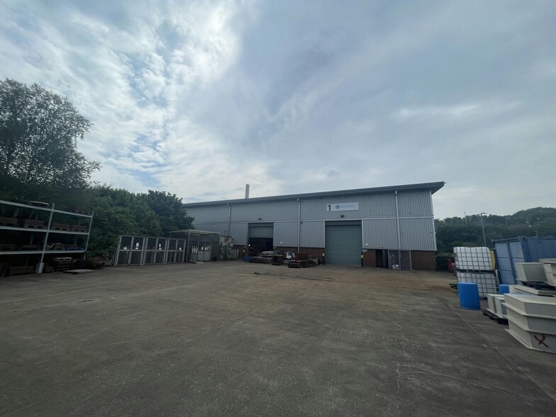 Blowers Green Rd, Dudley for lease - Building Photo - Image 2 of 4