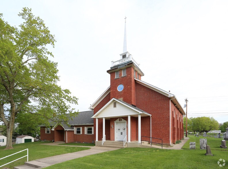 170 E Columbus St, Pickerington, OH for sale - Primary Photo - Image 1 of 1