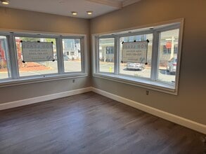 199 Union St, Occoquan, VA for sale Interior Photo- Image 2 of 7