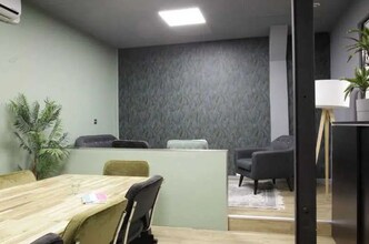 Office in Paris for lease Interior Photo- Image 2 of 7