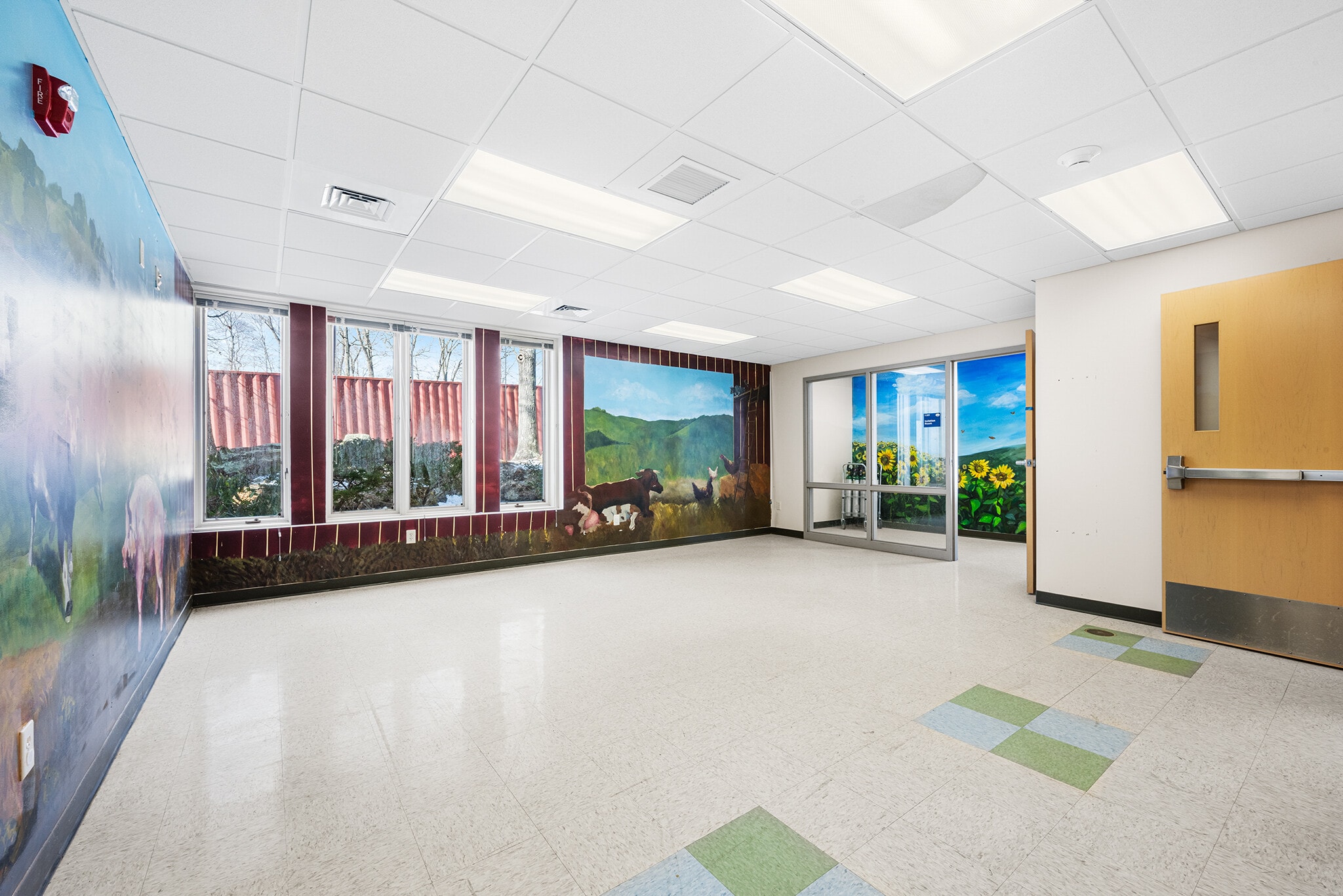 183 Providence New London Tpke, North Stonington, CT for lease Interior Photo- Image 1 of 12