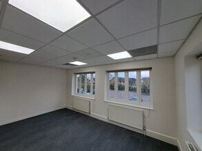 Guildford Rd, West End for lease Interior Photo- Image 1 of 3