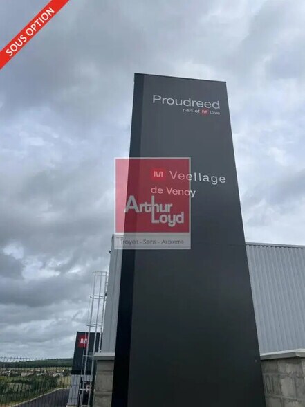 Industrial in Auxerre for lease - Building Photo - Image 3 of 9