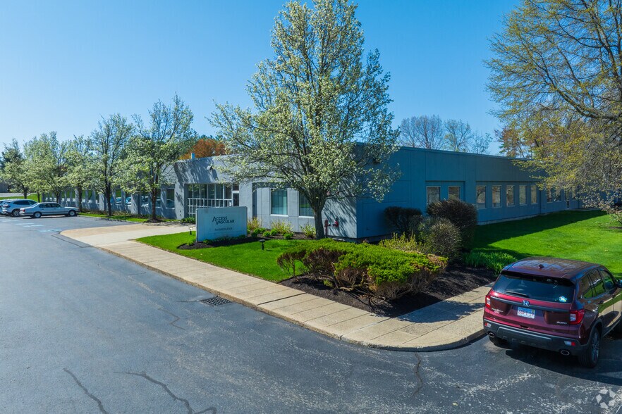 749 Middlesex Tpke, Billerica, MA for sale - Primary Photo - Image 1 of 1