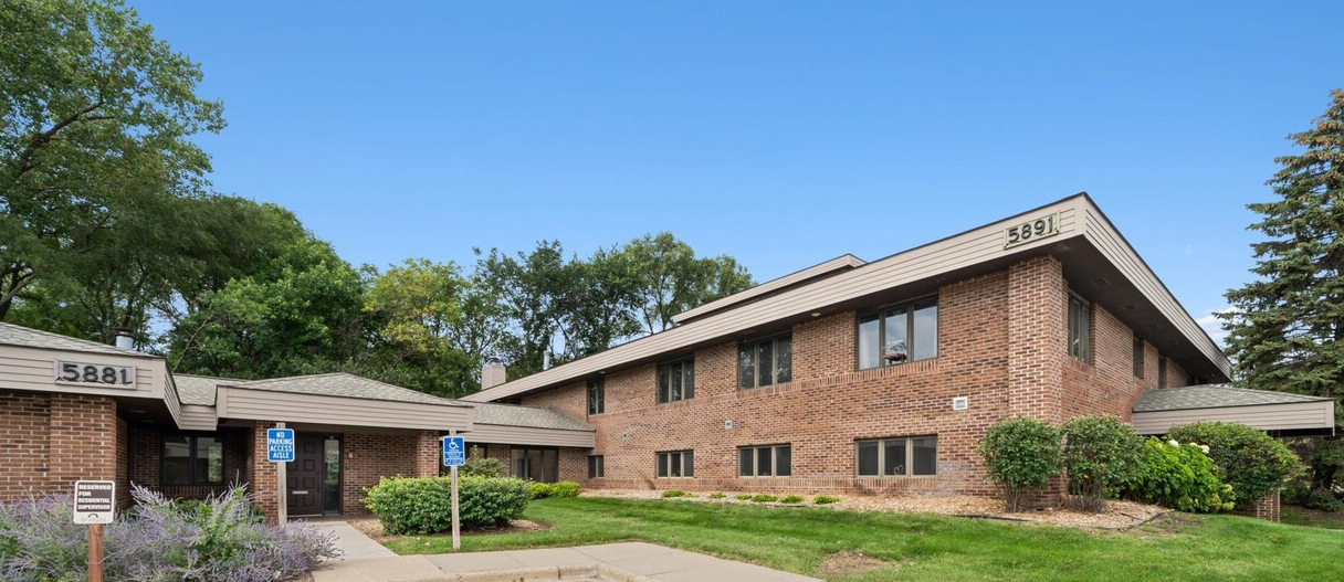 5891 Cedar Lake Rd, Saint Louis Park, MN for lease Building Photo- Image 1 of 11