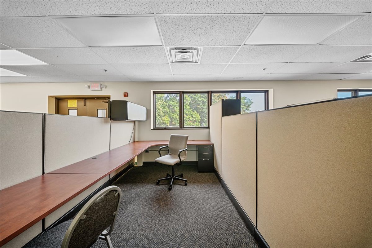 115 Technology Dr, Pittsburgh, PA for lease Interior Photo- Image 1 of 19