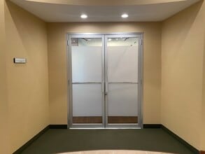 532 Broadhollow Rd, Melville, NY for lease Interior Photo- Image 2 of 6