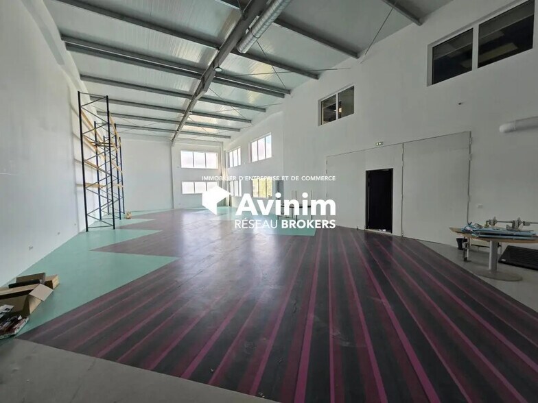 Office in Belloy-en-France for lease - Interior Photo - Image 2 of 4