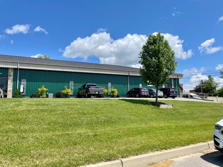 1123 Lee Ave, Farrell, PA for sale - Building Photo - Image 2 of 9