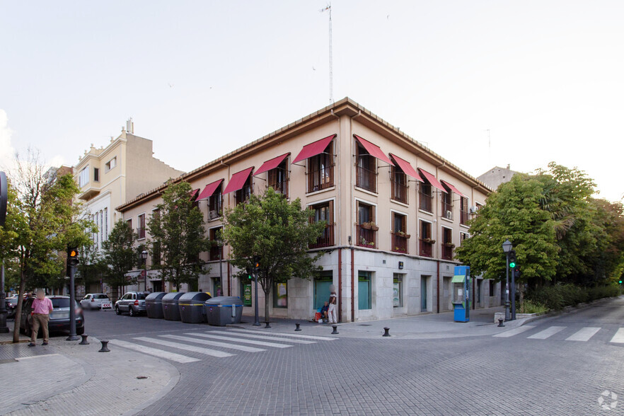 Calle Stuart, 57, Aranjuez, Madrid for lease - Primary Photo - Image 1 of 2