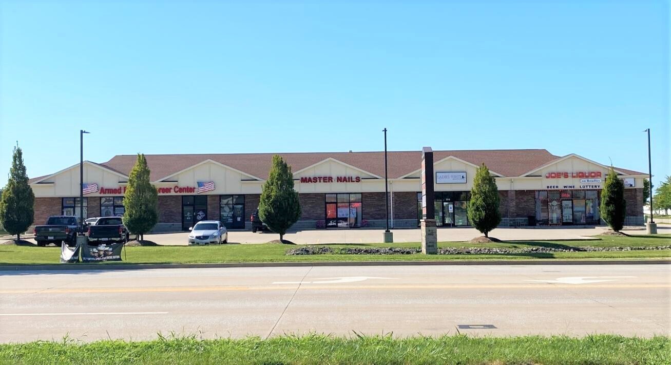 1807 W Bradley Ave, Champaign, IL for lease Interior Photo- Image 1 of 1