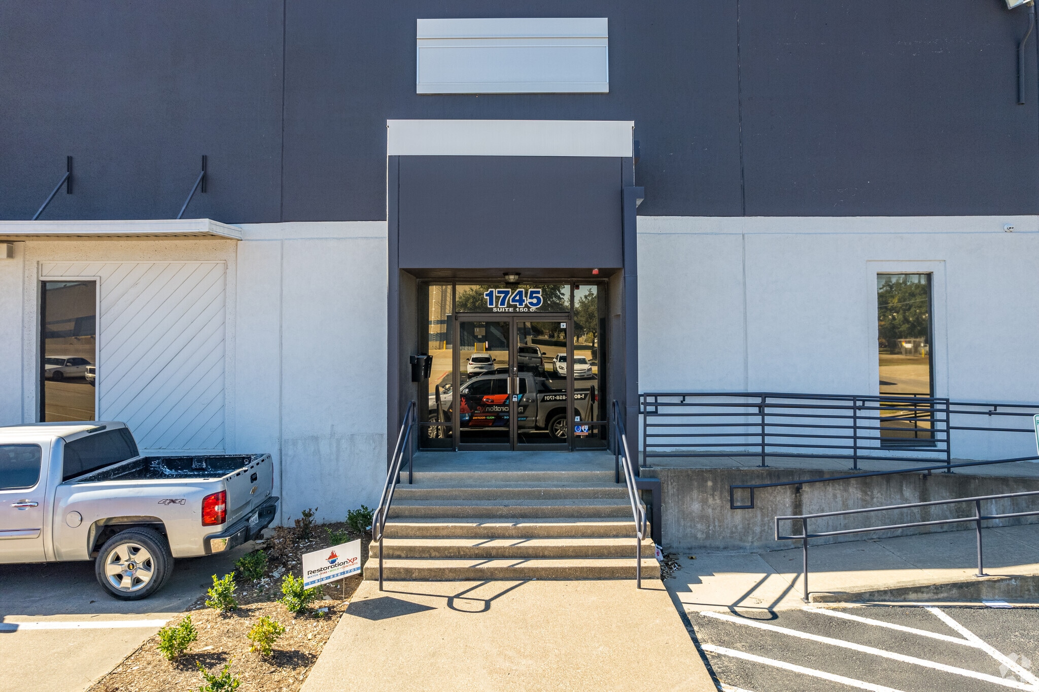 17251745 Hayden Dr, Carrollton, TX 75006 Industrial for Lease