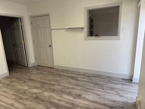 800-810 W State St, Garland, TX for lease Building Photo- Image 2 of 9