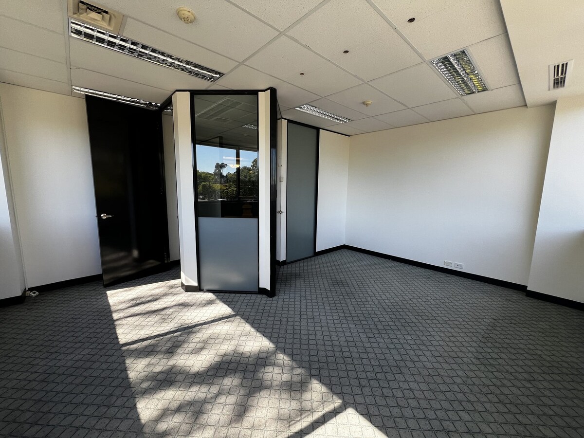 1 Princess St, Kew, VIC 3101 - Unit Suite 304 -  - Interior Photo - Image 2 of 12