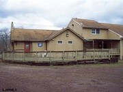 54 Tuckahoe Rd, Dorothy NJ - Parking Garage