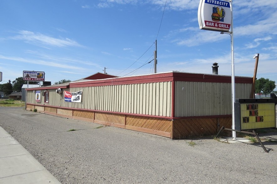 910 S Federal Blvd, Riverton, WY for sale - 1main - Image 1 of 16