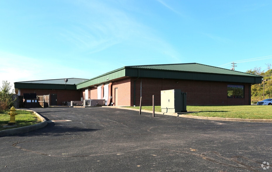6370 Pleasant Ave, Fairfield, OH for lease - Building Photo - Image 3 of 3