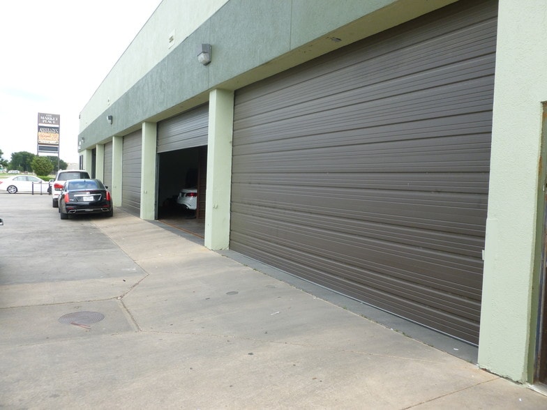 1455 W Trinity Mills, Carrollton, TX for lease - Building Photo - Image 2 of 8