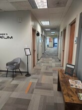 56 Perimeter Ctr E, Atlanta, GA for lease Interior Photo- Image 2 of 18