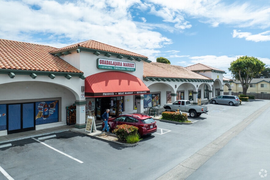 1400-1410 W Grand Ave, Grover Beach, CA for lease - Building Photo - Image 2 of 4