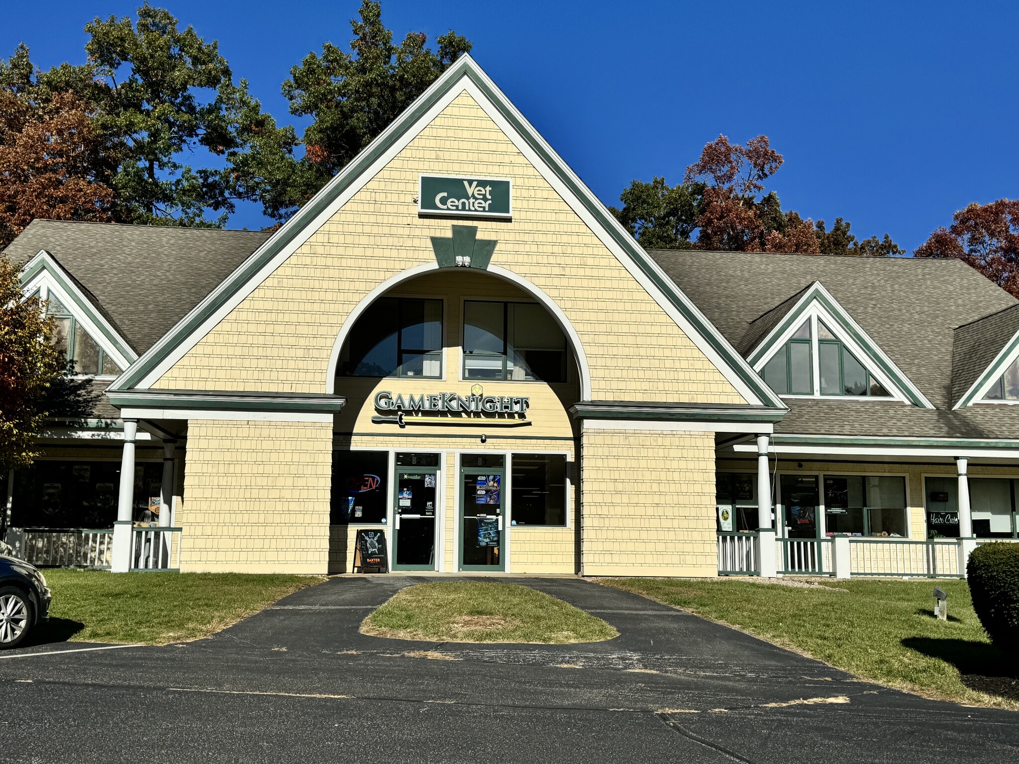 1461 Hooksett Rd, Hooksett, NH for lease Building Photo- Image 1 of 8