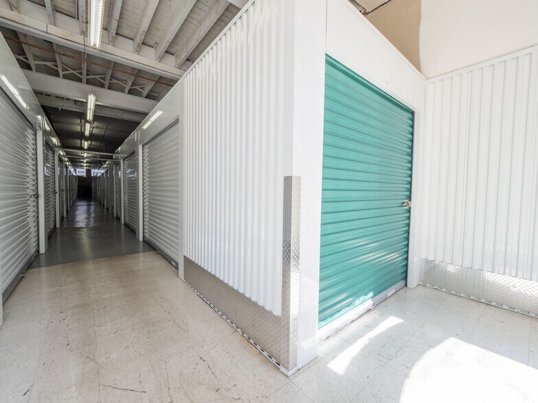 1230-1242 W Washington Blvd, Chicago, IL for sale - Building Photo - Image 2 of 10